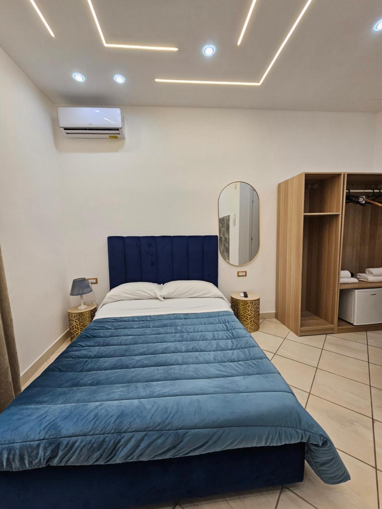 B&B Napoli Centrale Room&Jacuzzi Eksteriør bilde