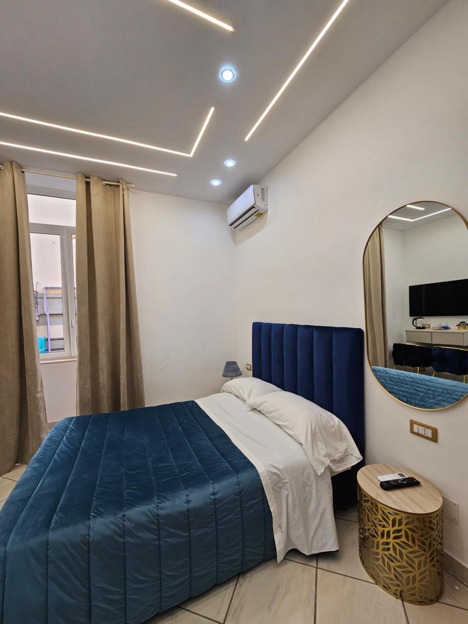 B&B Napoli Centrale Room&Jacuzzi Eksteriør bilde