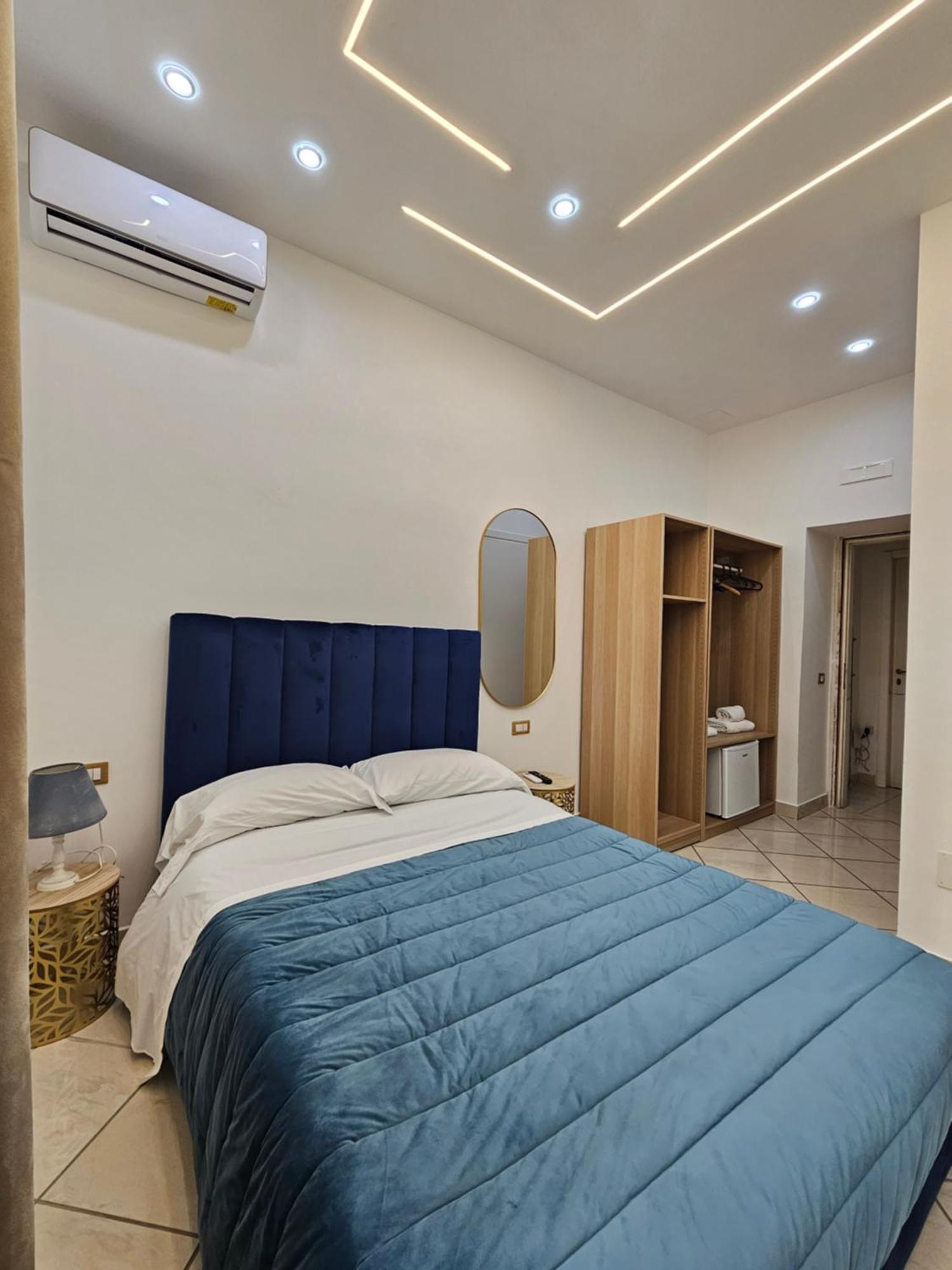 B&B Napoli Centrale Room&Jacuzzi Eksteriør bilde