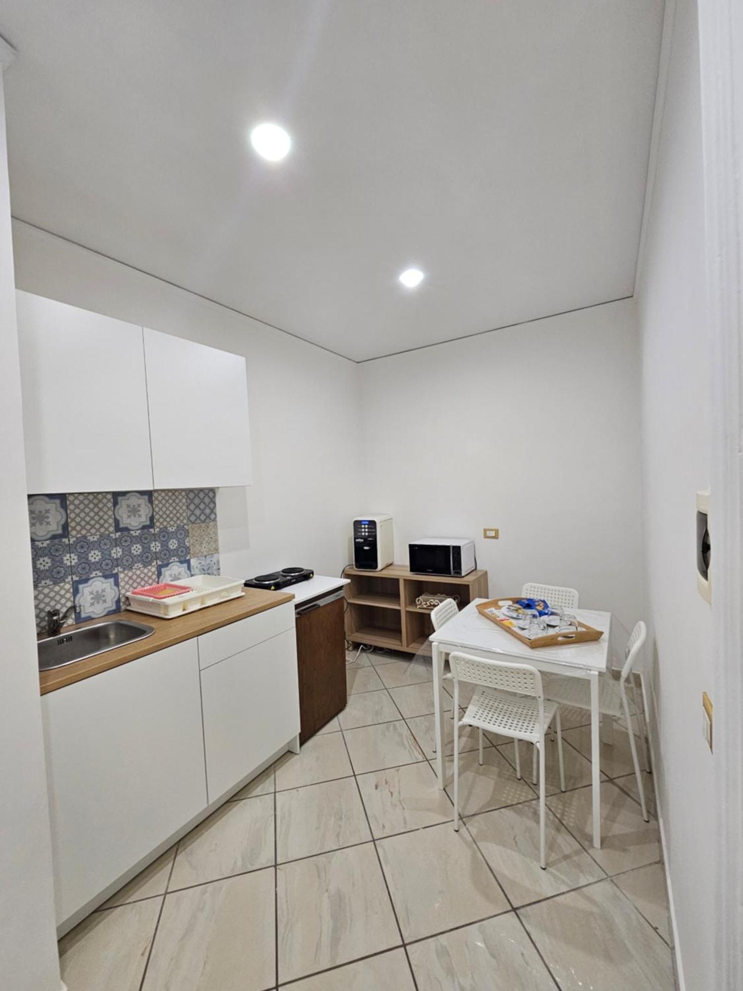 B&B Napoli Centrale Room&Jacuzzi Eksteriør bilde